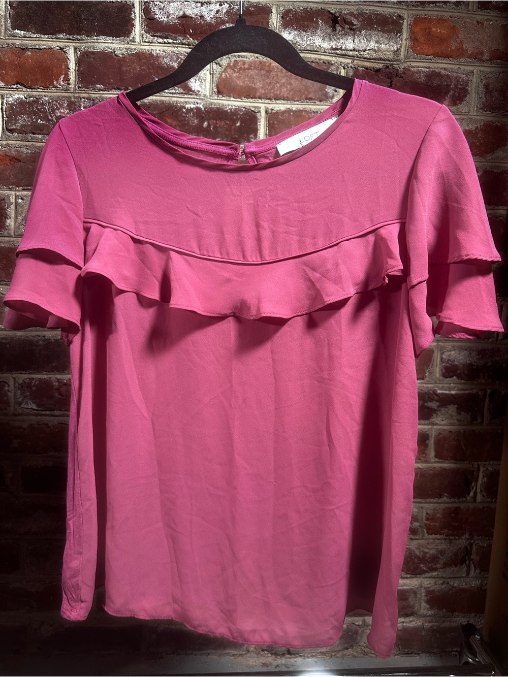 LOFT Women’s Pink Ruffle Flutter-Sleeve Blouse Size Small
